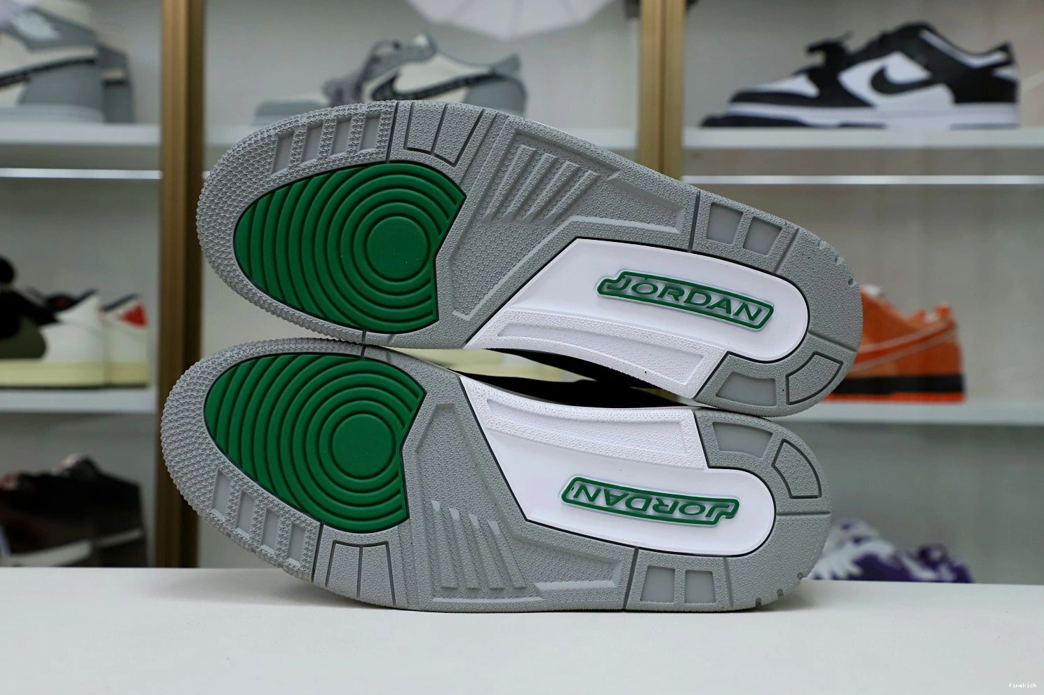 AIR GREEN JORDAN 3 PINE 0904